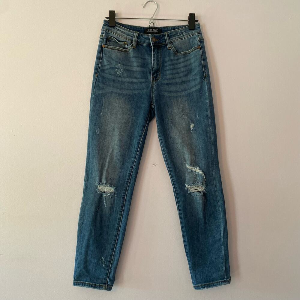 Judy Blue Relaxed Fit Distressed Medium Wash Straight Jeans Women's size 29